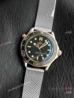 High Quality Replica OMEGA LX6 Seamaster  Titanium Strap Green Face Dial Black Bezel Fashion Watch 42mm